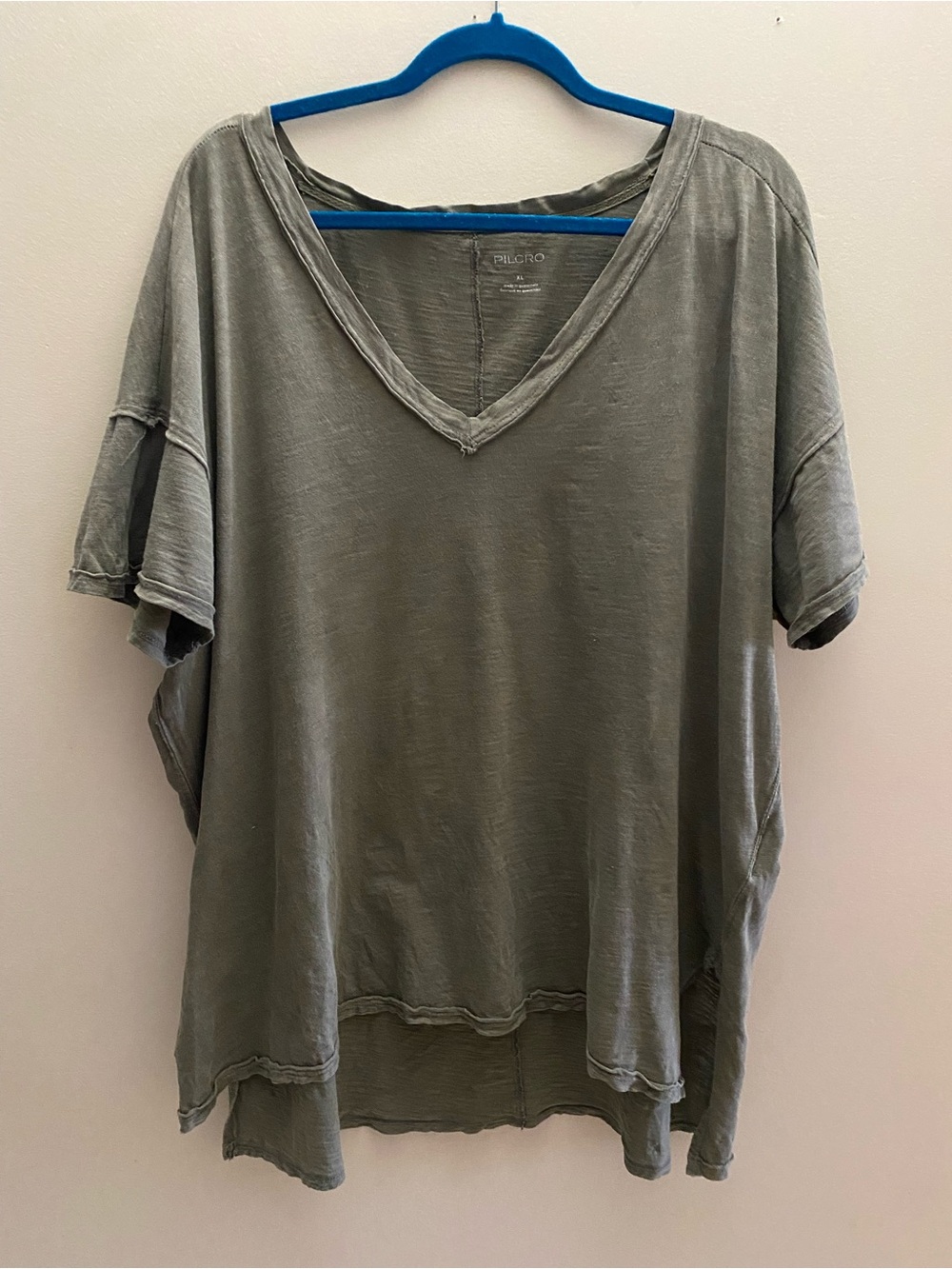 Pilcro Jordyn slub vneck tee